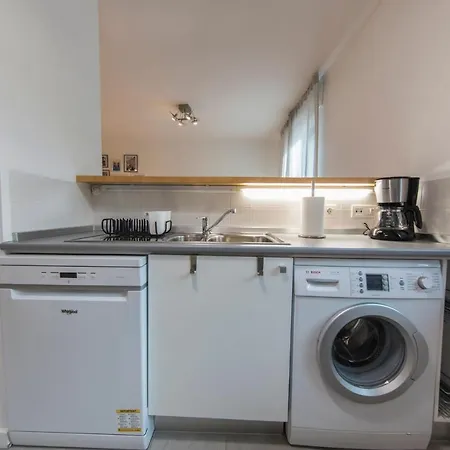 Lovelystay - Family-friendly Downtown * Lissabon