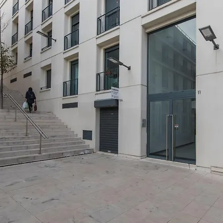 Διαμέρισμα Lovelystay - Family-friendly Downtown
