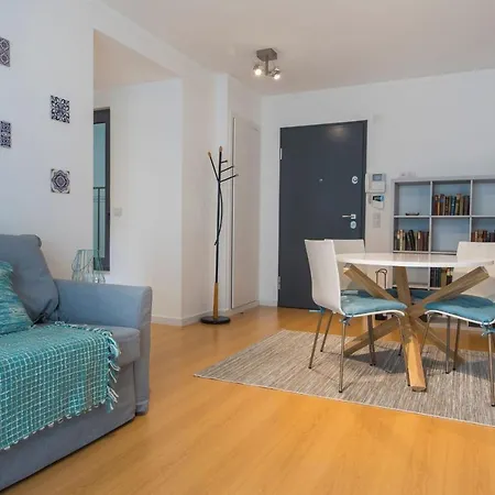 Lägenhet Lovelystay - Family-friendly Downtown *