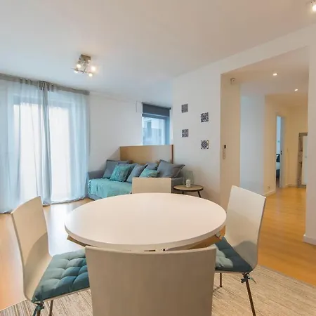 Lägenhet Lovelystay - Family-friendly Downtown