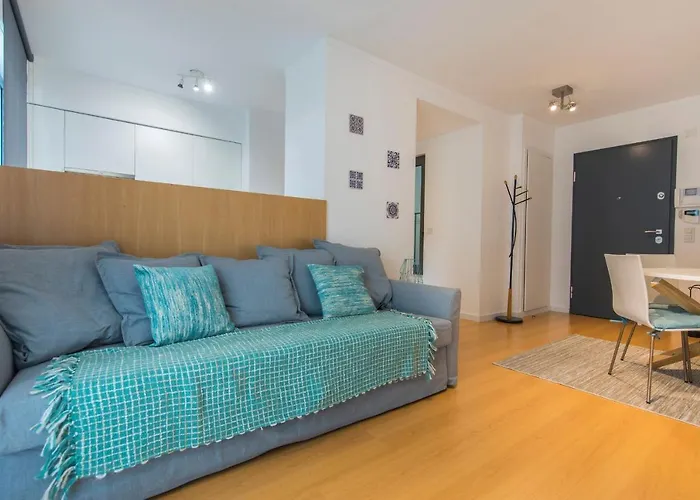 Lovelystay - Family-friendly Downtown Lejlighed Lisboa